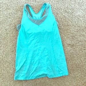 Blue lululemon tank size 8 euc